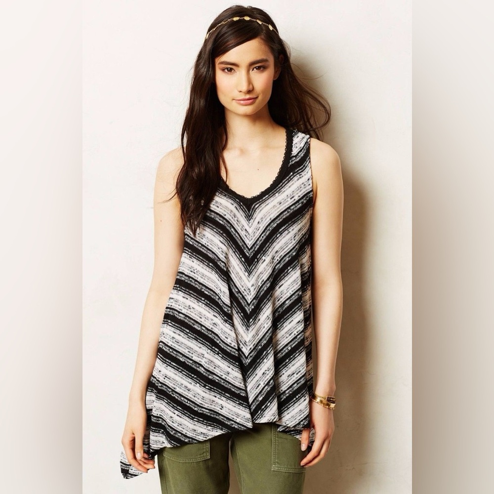Anthropologie Meadow Rue Black & White Chevron Sweater Tank Top